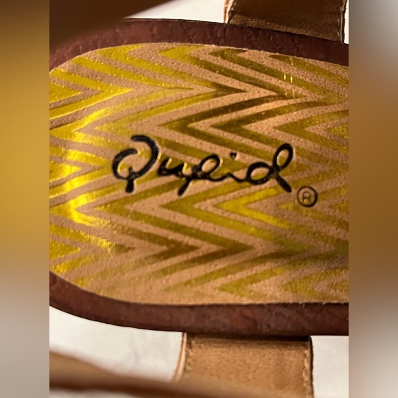 Qupid chunky heel platform sandal - Picture 5 of 7